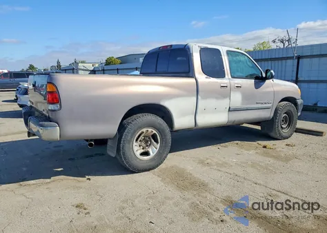 2001 Toyota Tundra Sr5 z USA, uszkodzony, nr VIN 5TBRN34161S191430